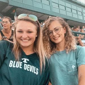 Meet your Posher, Paige